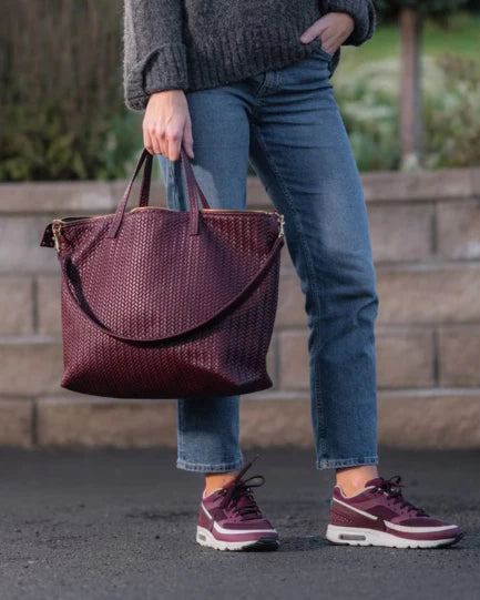 TURKISH TOTE BAG – PULL AND BEARS  HERRINGBONE ZIPPER BAG BURGUNDY-PB-TB-0015